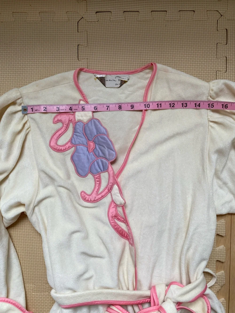 Oscar Dela Renta for Swril Cream Pajama Robe with Pink Trim and Floral Accent